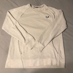 Men’s Nike crew neck sweatshirt